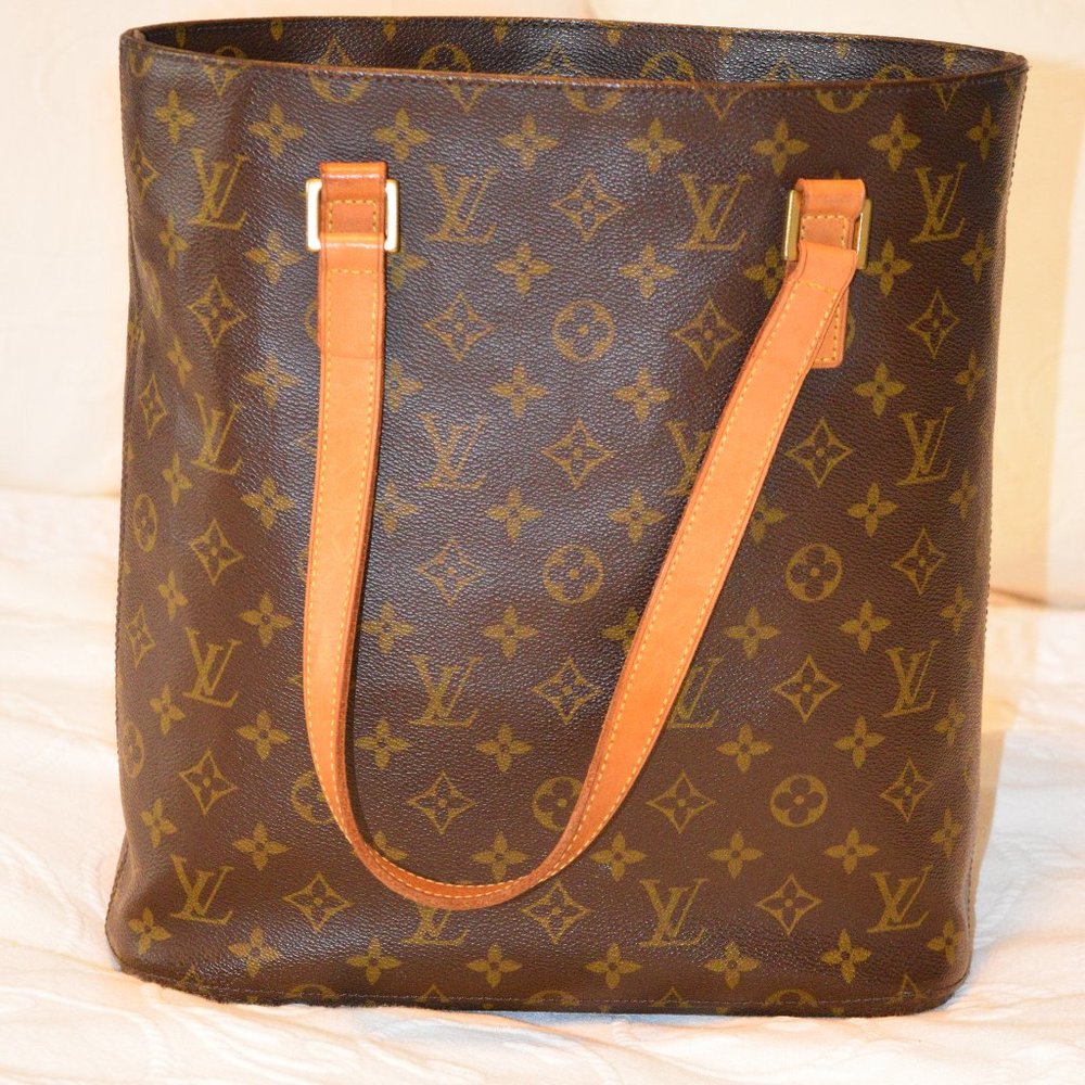 Vintage Bucket Louis Vitton bag